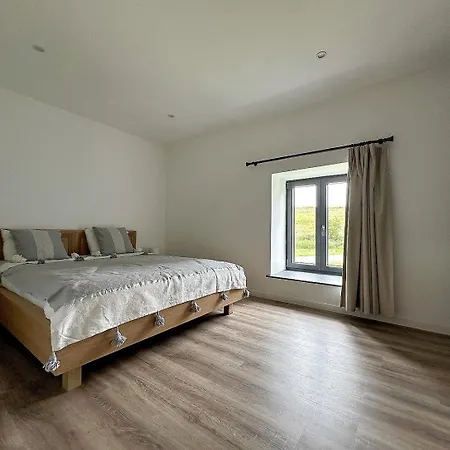 Au Pre Delloye Vakantiehuis Assesse
