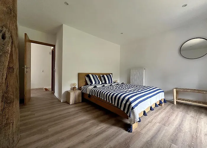 Au Pre Delloye Holiday home Assesse